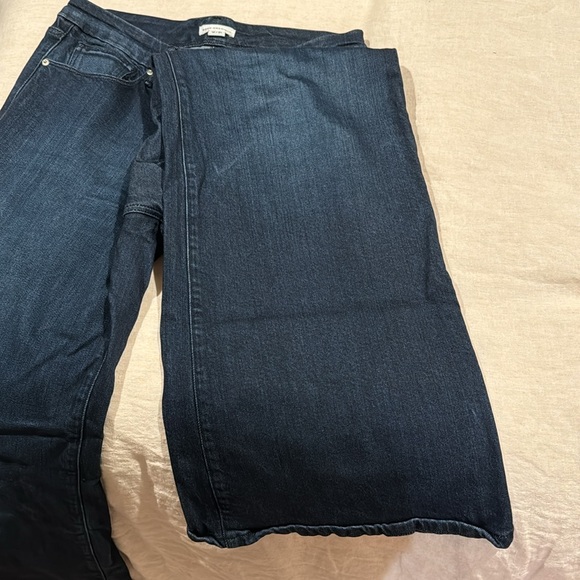 Good American Wide Leg Dark Jeans - Picture 3 of 3